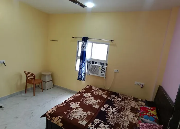Hotel Deepak Palace
