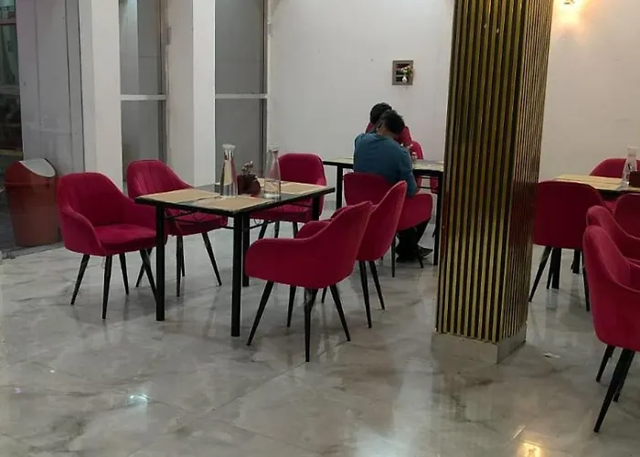 Maharaja Hotel Restaurant & Banquet Hall